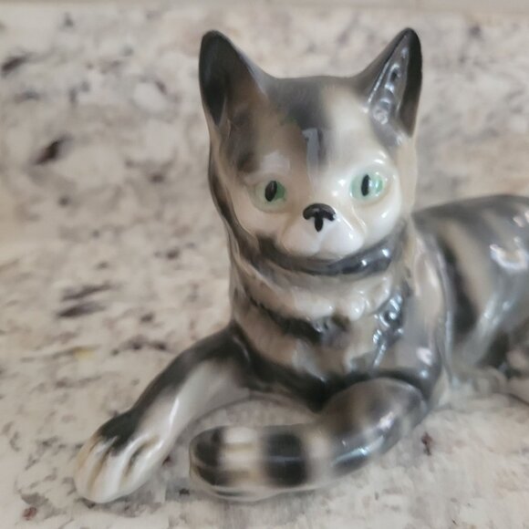 Vintage Ceramic Cat Figurine Gray & Black Striped Design Germany Stamp - Picture 2 of 8